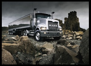 Tractoras Mack TRIDENT Day Cab MP8 6x4