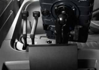 Apiladores de palets Apiladores de palets con asiento BT Staxio SRE 135 