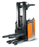 Apiladores de palets Apiladores de palets con asiento Still FV-X 16