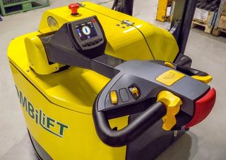 Apiladores de palets Apiladores de pie Combi-Lift Combi CS 1750