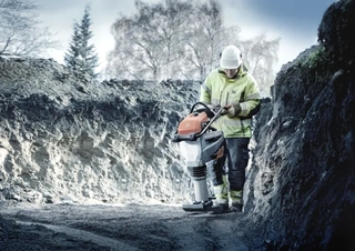 Apisonadores Apisonadores a gasolina y diesel Husqvarna LT 5005