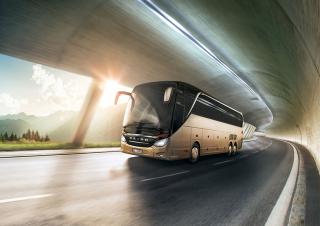 Autobuses Autocares Setra S 516 HDH