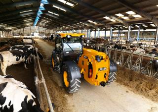 Mini cargador frontal JCB 541-70 AGRI Super