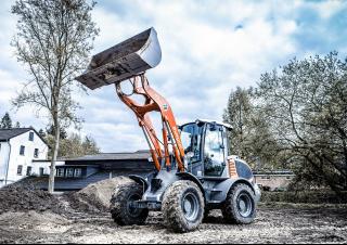 Cargadoras de ruedas weycor AR 480