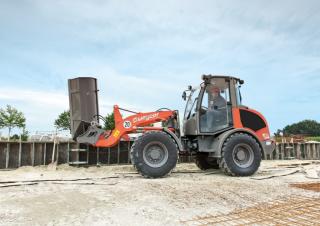Cargadoras de ruedas weycor AR 60