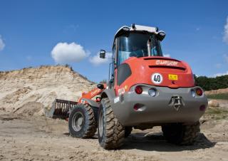 Cargadoras de ruedas weycor AR 80 e