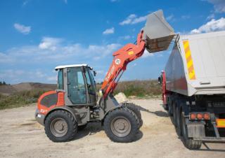 Cargadoras de ruedas weycor AR 85 e