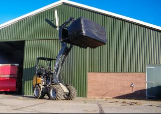 Cargadoras de ruedas Giant D 337 T