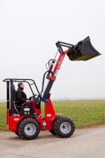 Mini cargador frontal Ostler K2