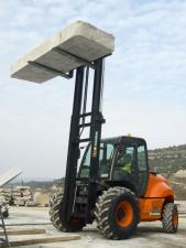 Carretillas elevadoras todo terreno Ausa C 400 H