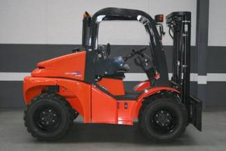 Carretillas elevadoras todo terreno Mast Explorer H 25 DA