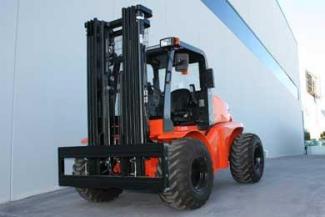 Carretillas elevadoras todo terreno Mast Explorer H 35 DA