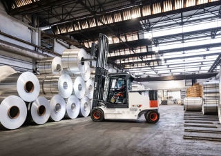 Carretillas elevadoras eléctricas Bobcat B80NS