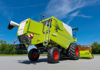 Cosechadoras Claas Avero 160