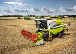 Cosechadoras Claas Avero 240