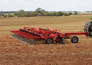 Cultivadores Kuhn Chisel 4000-35