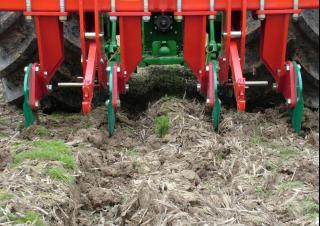 Cultivadores Kverneland CLI 630