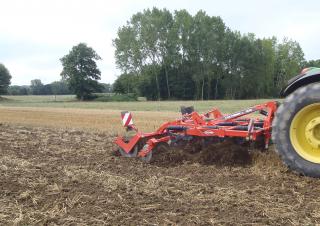 Cultivadores Kuhn Cultimer L 300 NSM