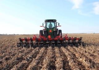 Cultivadores Kuhn Gladiator 1210M-1236