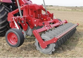 Cultivadores Unia Plow B 4 