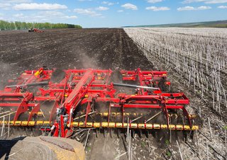 Cultivadores Väderstad TopDown 700