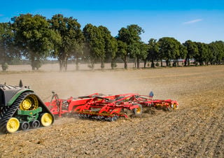 Cultivadores Väderstad TopDown 700