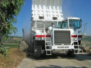 Autovolquetes Perlini DP 605