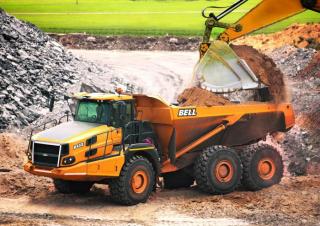 Dumperes articulados Bell B45E