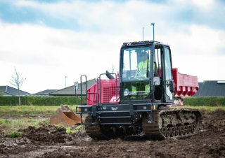 Dúmperes de orugas Yanmar C50R-5A  