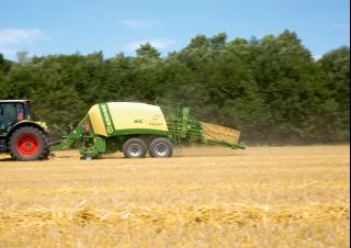 Empacadoras gigantes + de alta presión Krone Big Pack 870 HDP XC