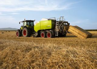 Empacadoras gigantes + de alta presión Claas Quadrant 4200 RF