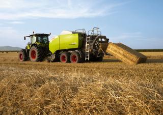 Empacadoras gigantes + de alta presión Claas Quadrant 5200 RC