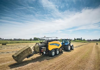 Empacadoras gigantes + de alta presión New Holland BB 1270 RC Plus Density