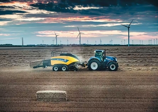Empacadoras gigantes + de alta presión New Holland BB 1270 RC Plus Density