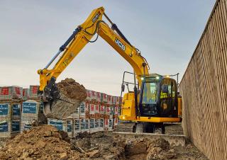 Excavadoras de orugas JCB JS141LC