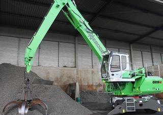 Manipuladores de materiales Sennebogen 825M E 