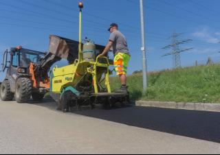 Extendedoras asfálticas  de ruedas Ammann AFW 150-2
