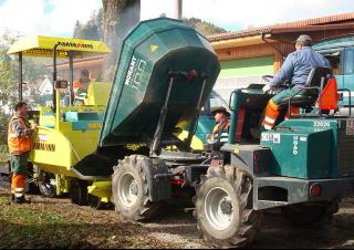 Extendedoras asfálticas  de ruedas Ammann AFW 270 E/G