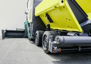 Extendedoras asfálticas  de ruedas Ammann AFW 600-3