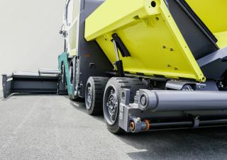 Extendedoras asfálticas  de ruedas Ammann AFW 600-3