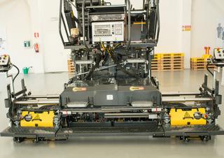 Extendedoras asfálticas  de ruedas Bomag BF 300 P 2 S 340-2