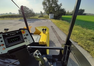 Extendedoras asfálticas sobre orugas Bomag BF 600 C 3 S 500