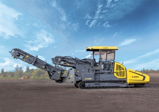 Extendedoras asfálticas sobre orugas Bomag BMF 2500 M