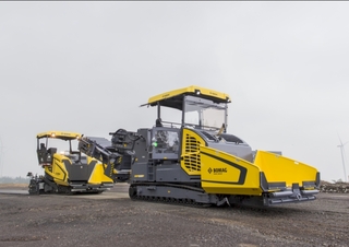 Extendedoras asfálticas sobre orugas Bomag BMF 2500 M