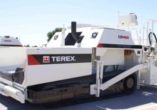 Extendedoras asfálticas sobre orugas Terex CR462
