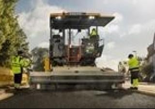 Extendedoras asfálticas sobre orugas Volvo P4820D ABG 