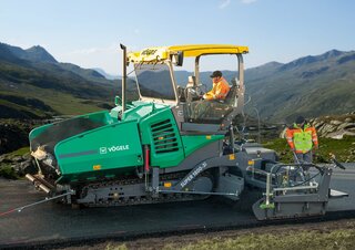Extendedoras asfálticas sobre orugas Vögele Super 1800-3i