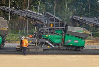 Extendedoras asfálticas sobre orugas Vögele Super 2100-2