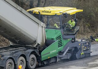 Extendedoras asfálticas sobre orugas Vögele SUPER 2100-3 L