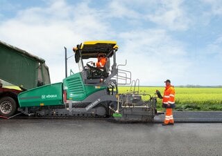 Extendedoras asfálticas sobre orugas Vögele Super 2100-3i